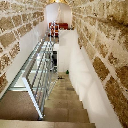 Mediterraneo House- Casa Nel Centro Storico Матино Екстериор снимка