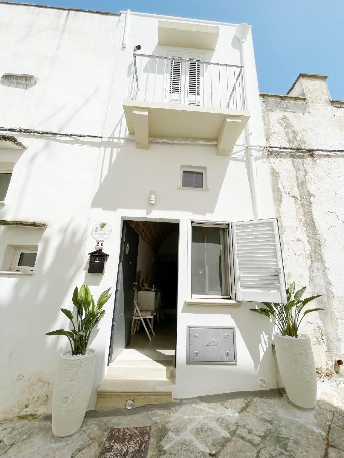 Mediterraneo House- Casa Nel Centro Storico Матино Екстериор снимка